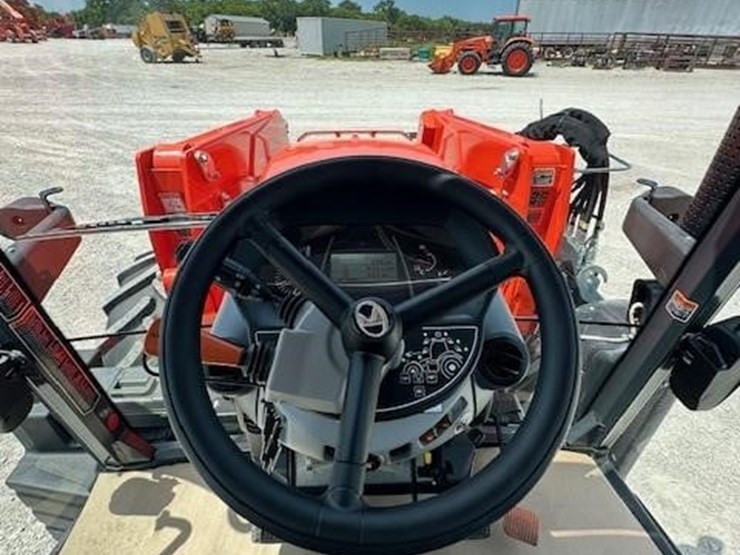2023-kubota-m7-154-deluxe-image-26