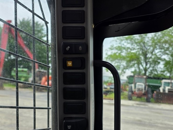 2020-case-tr310b-image-55