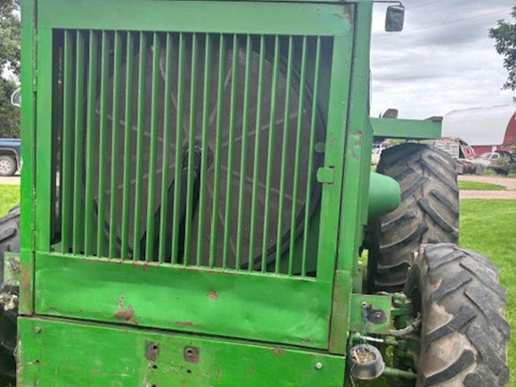 john-deere-6810-image-7