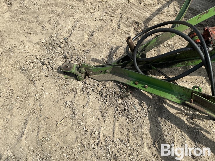 john-deere-10-image-9