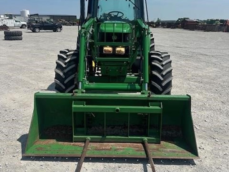2009-john-deere-6430-image-14
