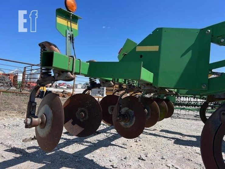 john-deere-2700-image-19