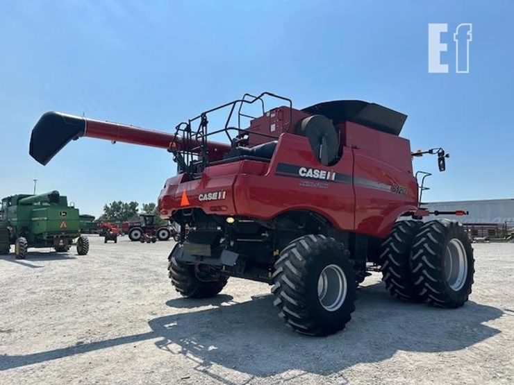 2009-case-ih-8120-image-6