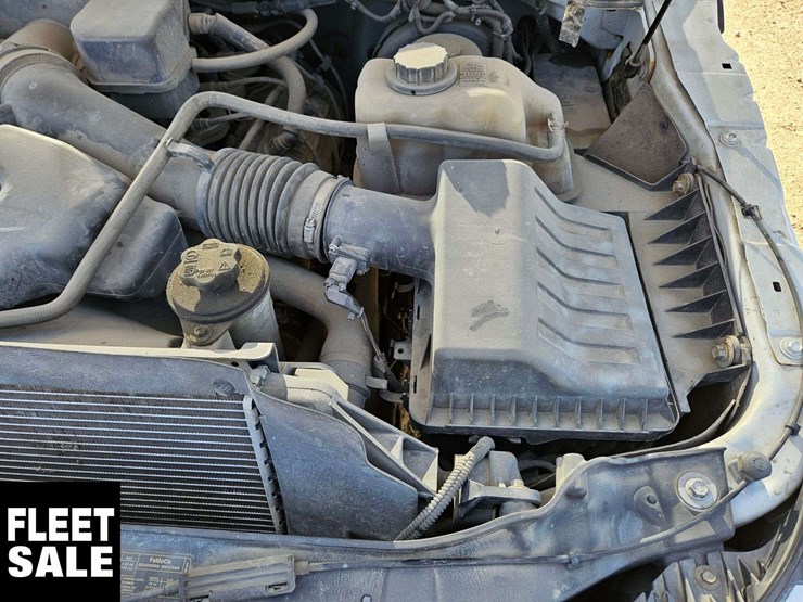 2011-ford-f350-image-28