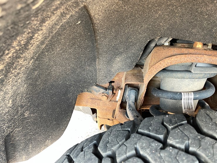 2018-chevrolet-silverado-1500-z71-image-99