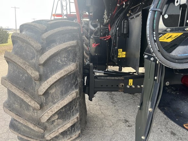2022-case-ih-8250-image-9