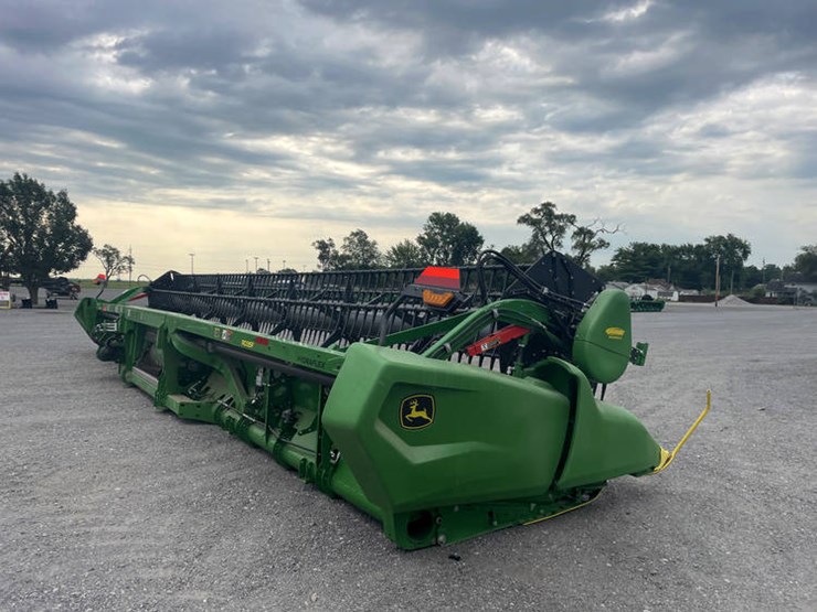2024-john-deere-rd35f-image-12