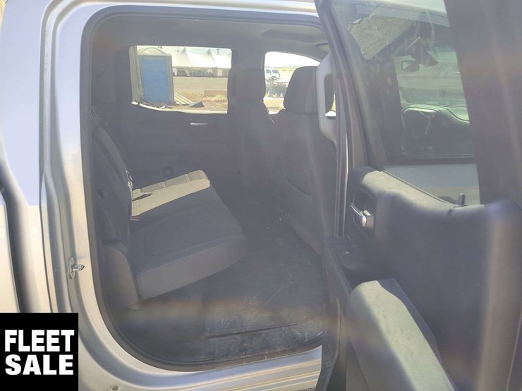 2019-chevrolet-silverado-1500-image-15