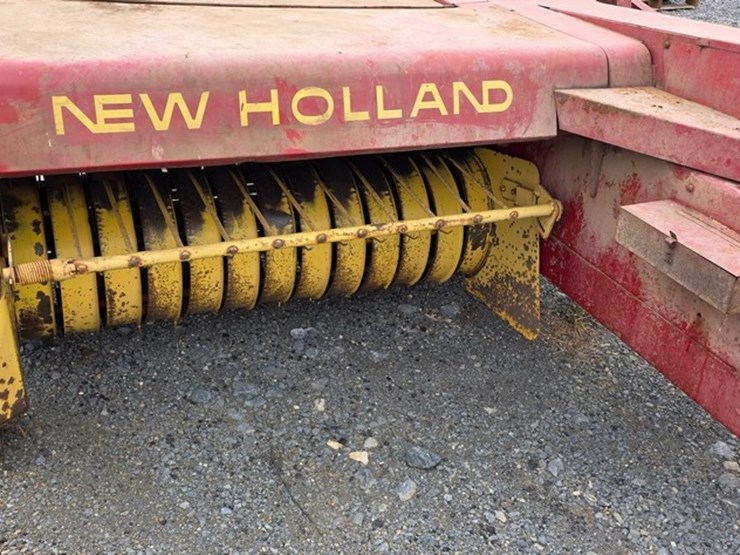 new-holland-273-image-8