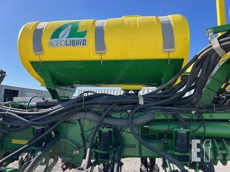 2009-john-deere-1770nt-image-60