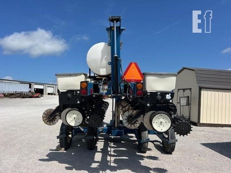 2001-kinze-3500-image-5