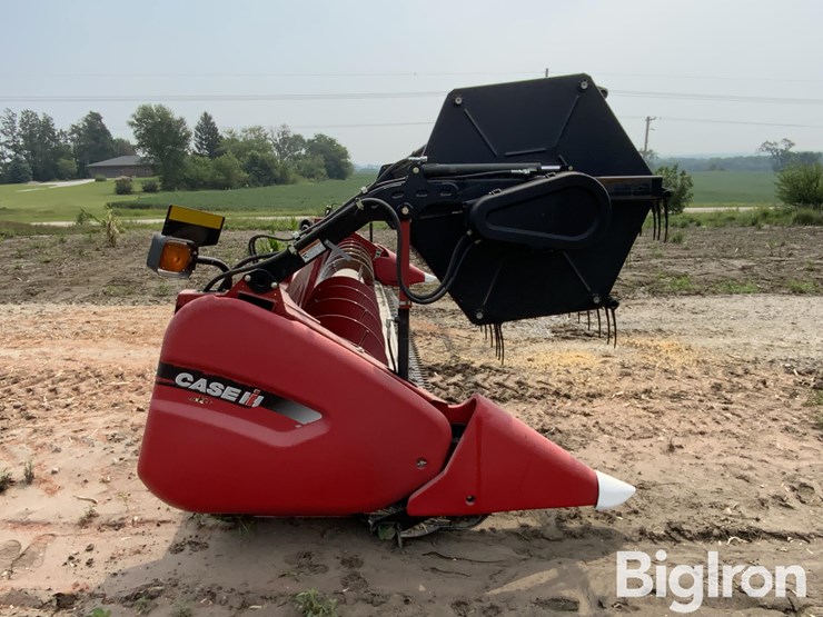2011-case-ih-3020-image-4