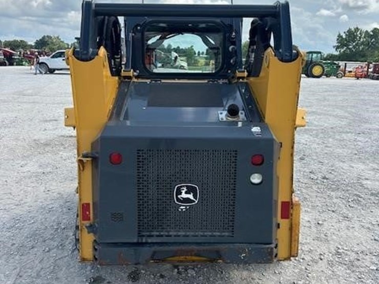 deere-317g-image-4