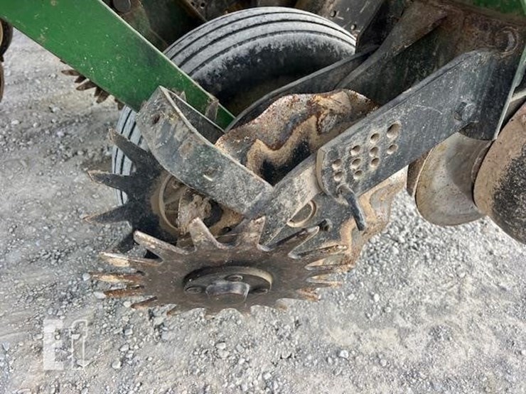 john-deere-1750-image-17