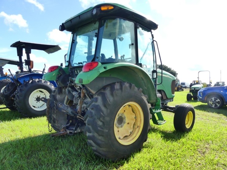 john-deere-5225-image-3