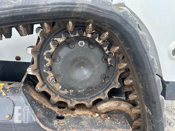2023-bobcat-t595-image-10