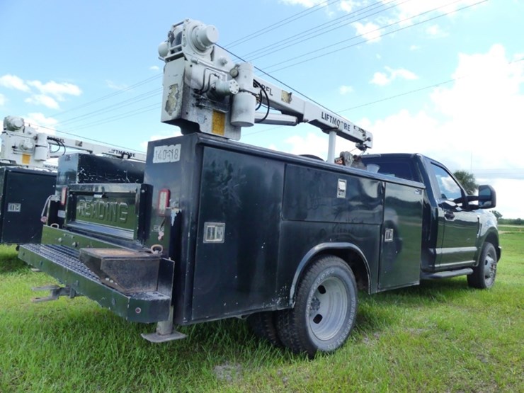 2019-ford-f350-xl-image-3