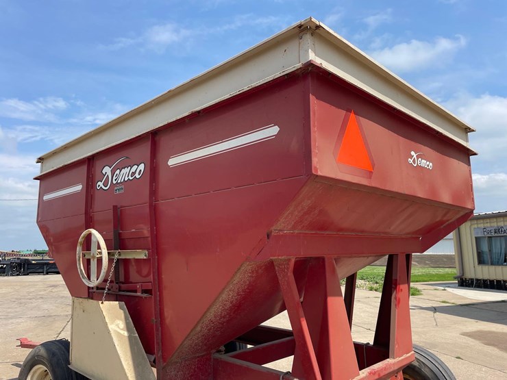 demco-325-image-12