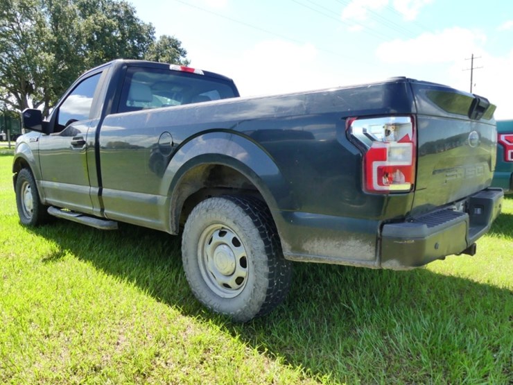 2018-ford-f150-xl-image-4