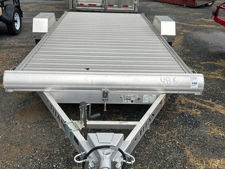 2022-titan-trailer-image-2