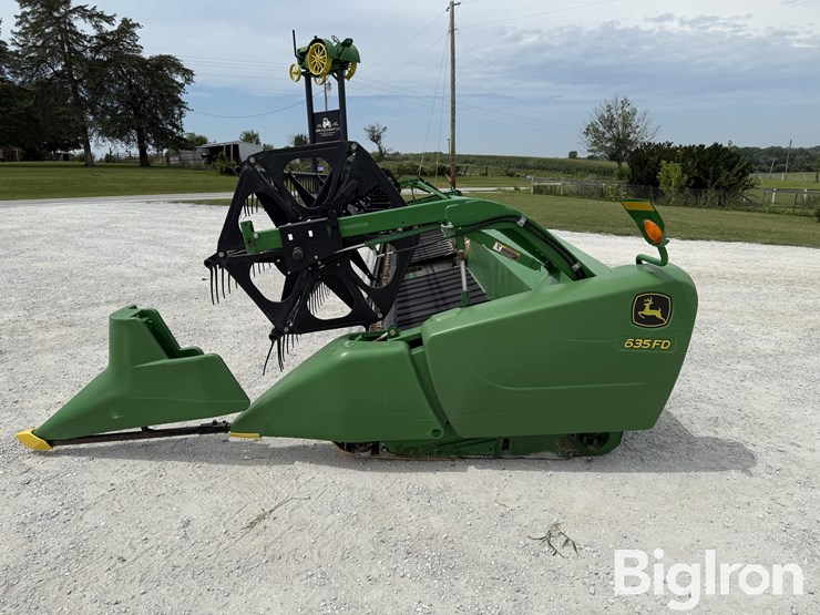 2013-john-deere-635fd-image-8