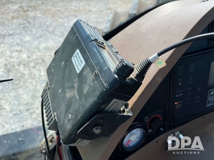2004-john-deere-8520-image-71