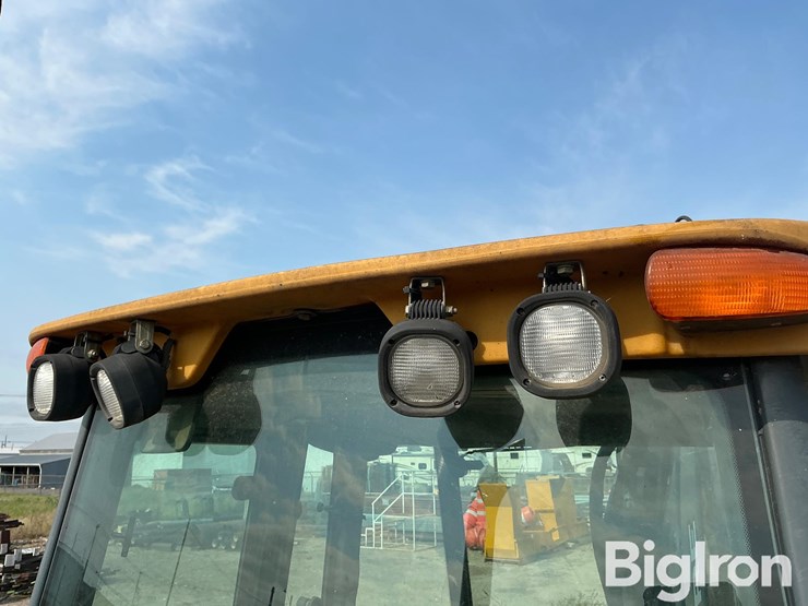 2010-deere-410j-tc-image-9