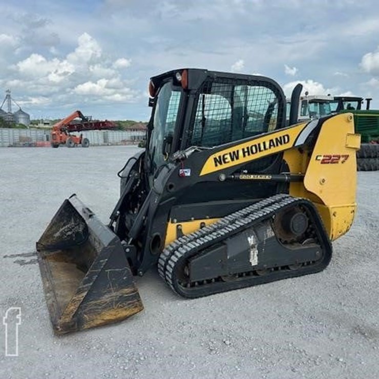 2015 NEW HOLLAND C227