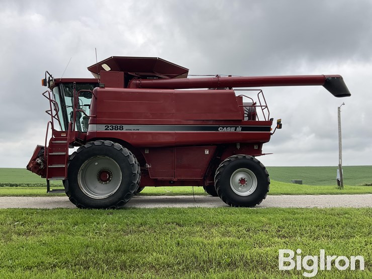 2002-case-ih-2388-image-8