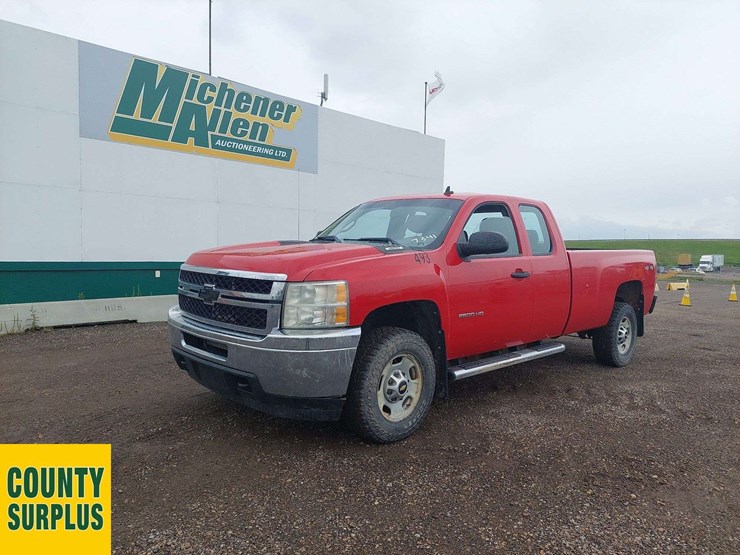 2011-chevrolet-silverado-2500hd-image-1