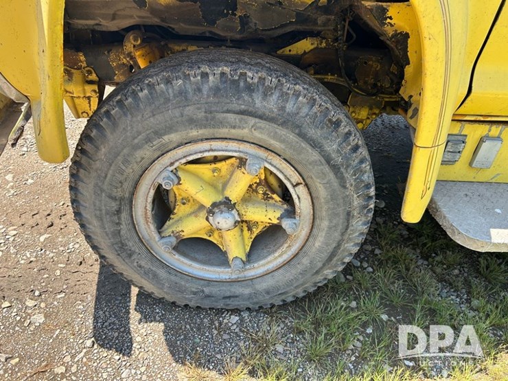 1977-ford-f750-image-10