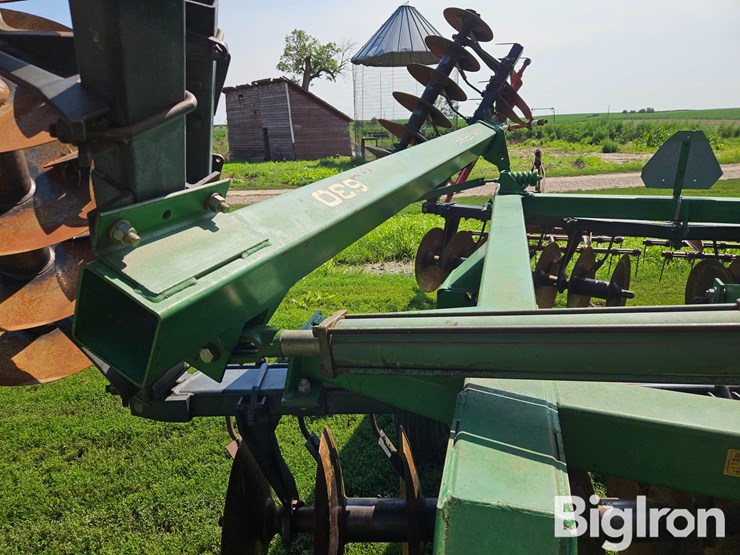 john-deere-630-image-13
