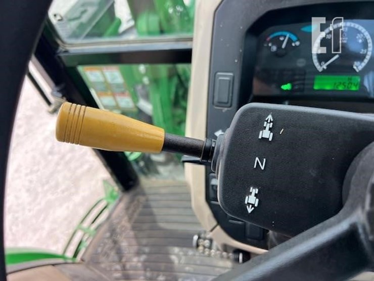 john-deere-6105d-image-49