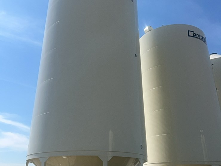 concept-7,500-bushel-hopper-bin,-fully-equipped-with-bin-fan-with-agi-grainguard-10-hp-three-phase-electric-motor.-image-7