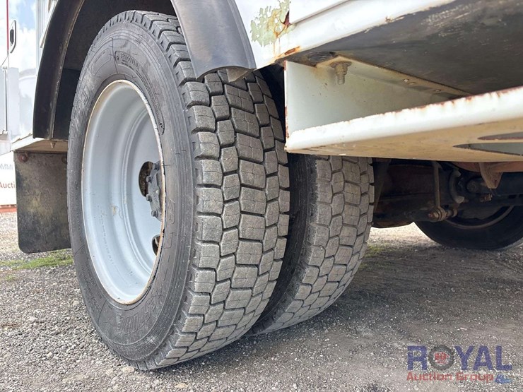 2018-ford-f550-image-27
