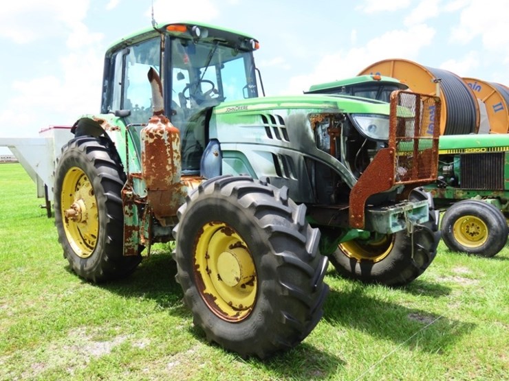 2016-john-deere-6155m-image-2