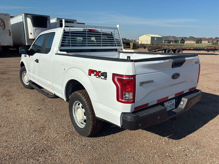 2015-ford-f150-lariat-image-4