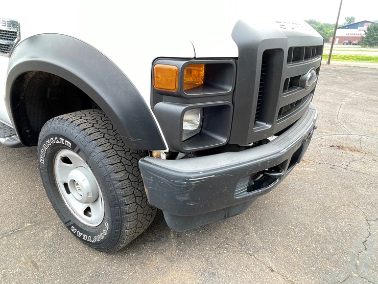 2008-ford-f350-xl-image-51