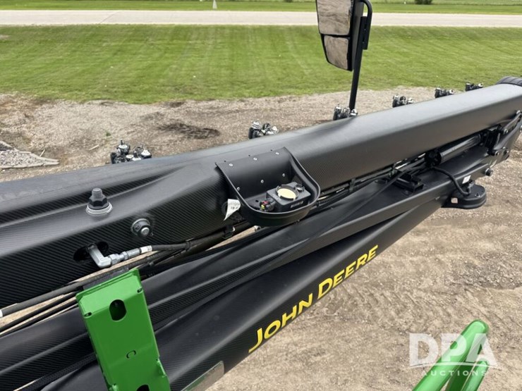 2023-john-deere-412r-image-16