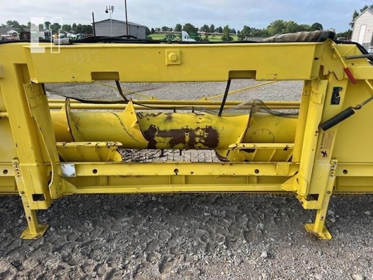 2007-john-deere-640b-image-17