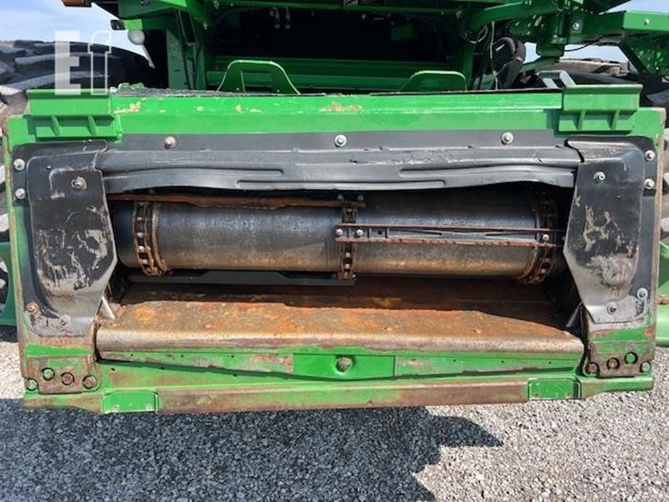 2014-john-deere-s680-image-15