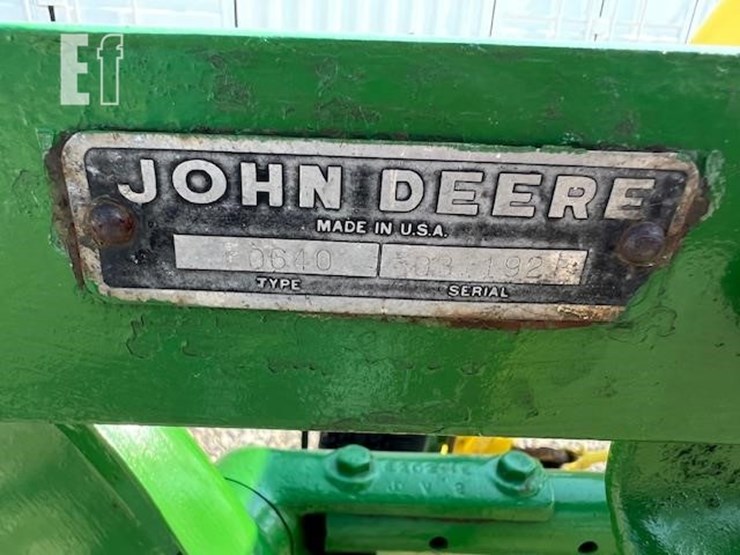 1975-john-deere-671-image-26