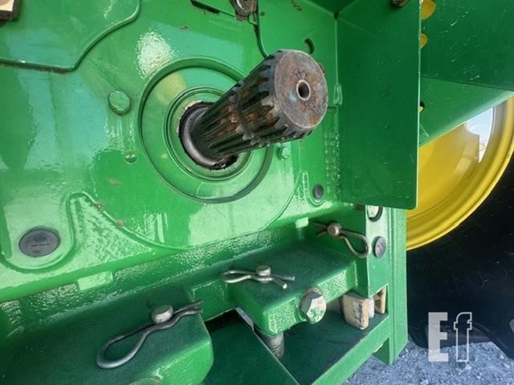 2013-john-deere-6125r-image-6