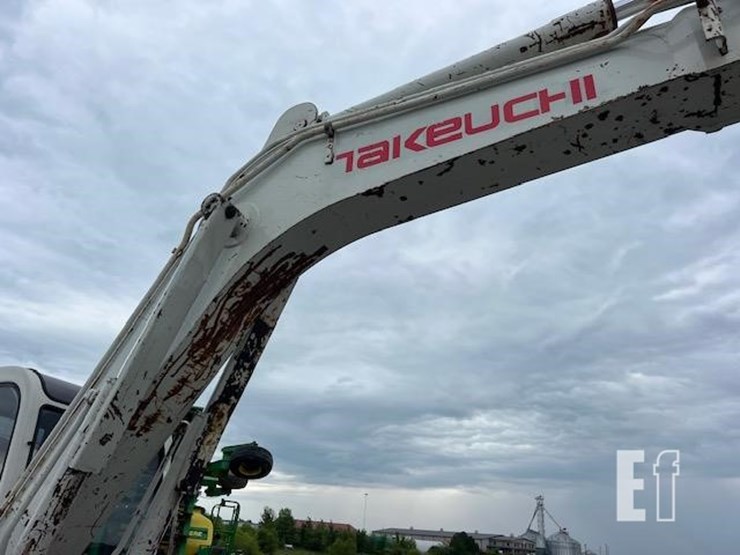takeuchi-tb175-image-17