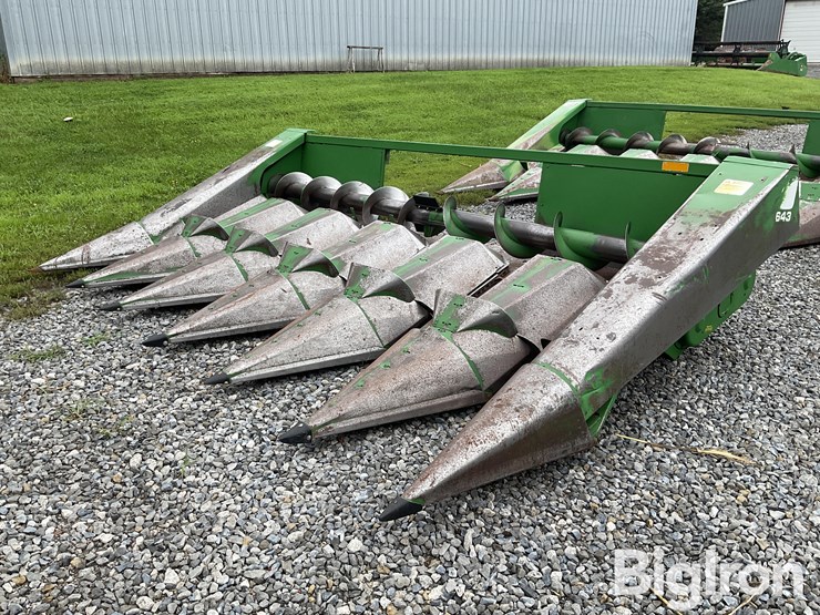 1982-john-deere-643-image-1