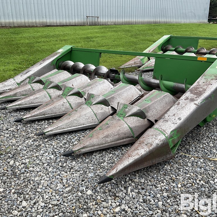 1982 JOHN DEERE 643