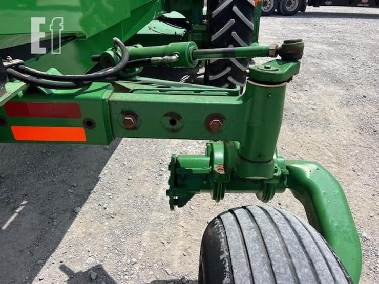 2011-john-deere-r450-image-32