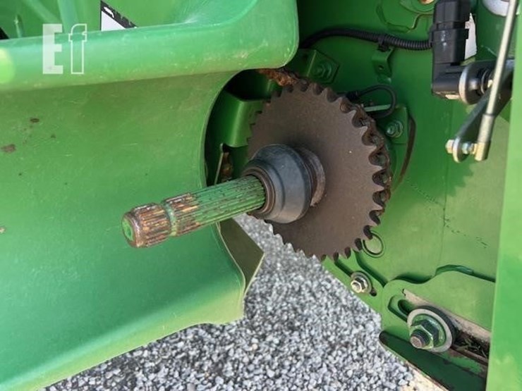 2014-john-deere-s680-image-16
