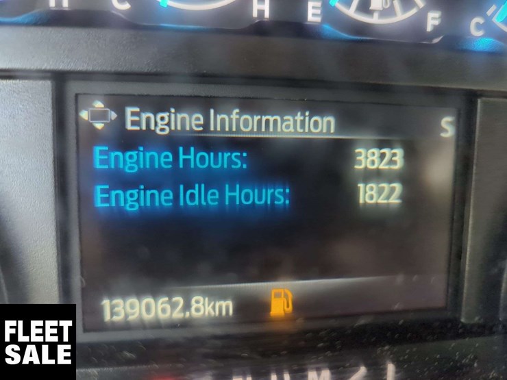 2021-ford-f250-image-8