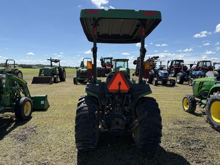 john-deere-3025e-image-6